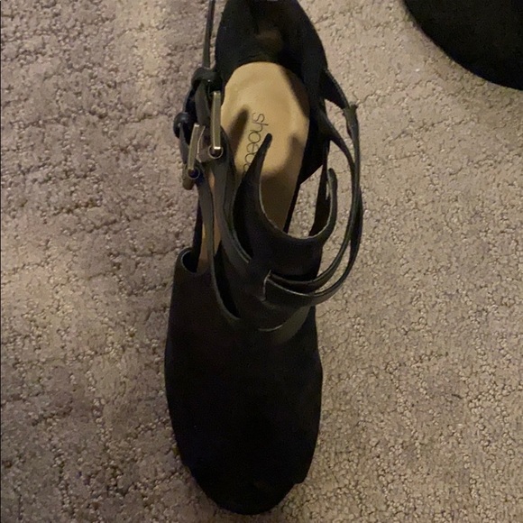 Booties - Picture 5 of 8